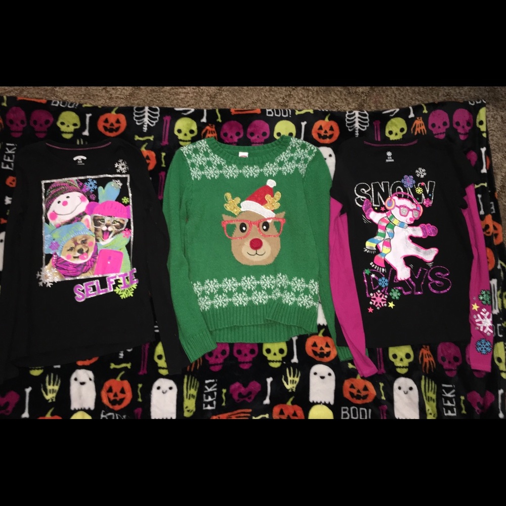 Girls Christmas shirts bundle XL